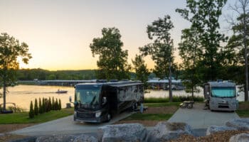 , Déménagement: Les 5 meilleurs parcs de camping-cars à Saint-Philbert-de-Grand-Lieu, Mairie déléguée – Saint-Martin-lès-Melle